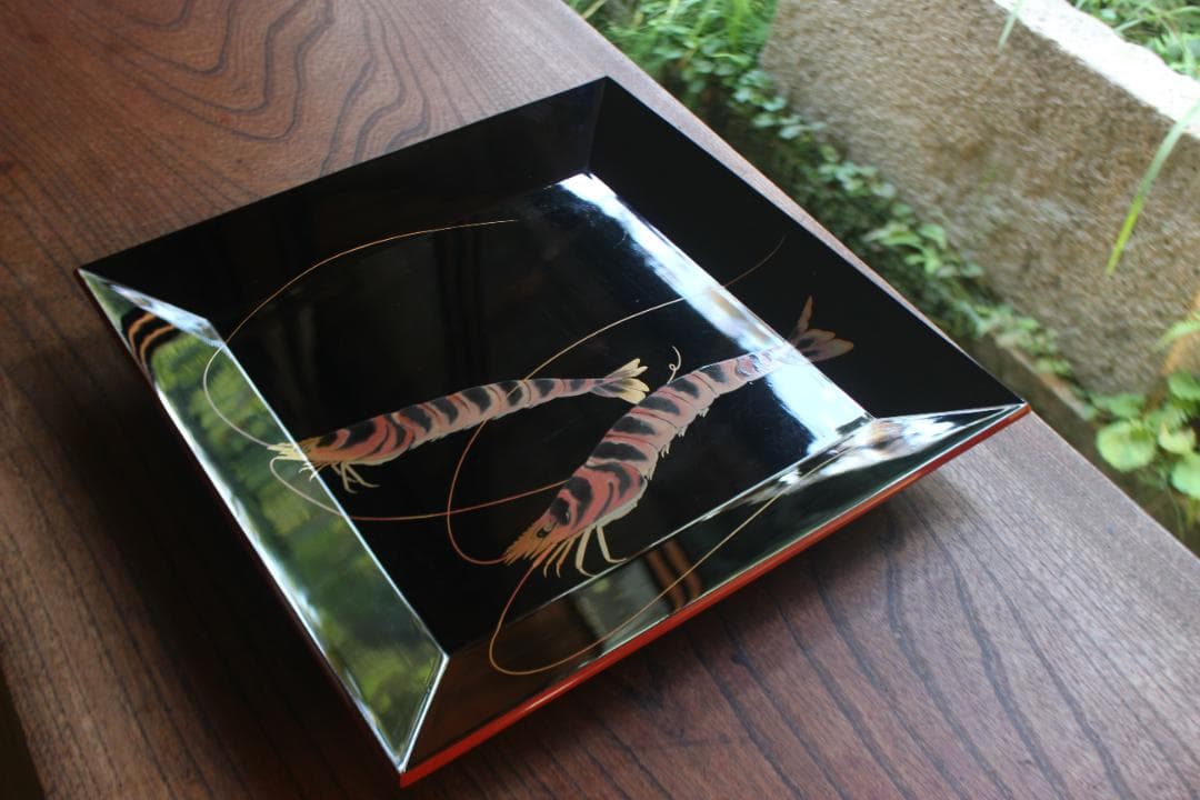 Wajima Lacquer Shiho Oshiki Tray Black Urushi with Shrimp Maki-e Design Width 30.3 cm