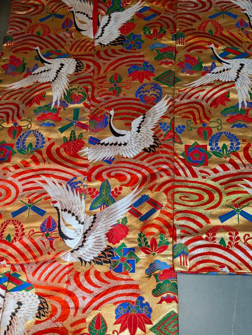 Iro-Uchikake Bridal Kimono, Flying Crane and Kanze-mizu Motif, Gold Thread, Silk