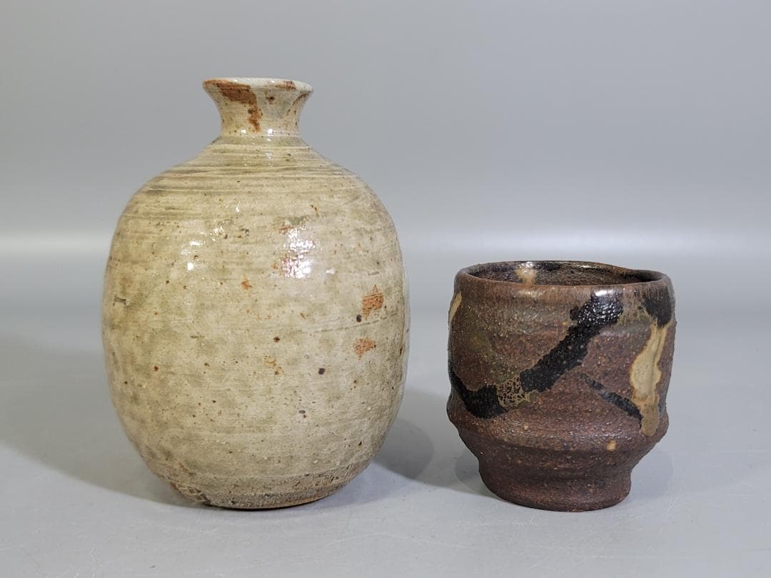 Tamura Koichi Tetsue Sake Set of Two, Tokkuri Flask and Guinomi Cup, Living National Treasure
