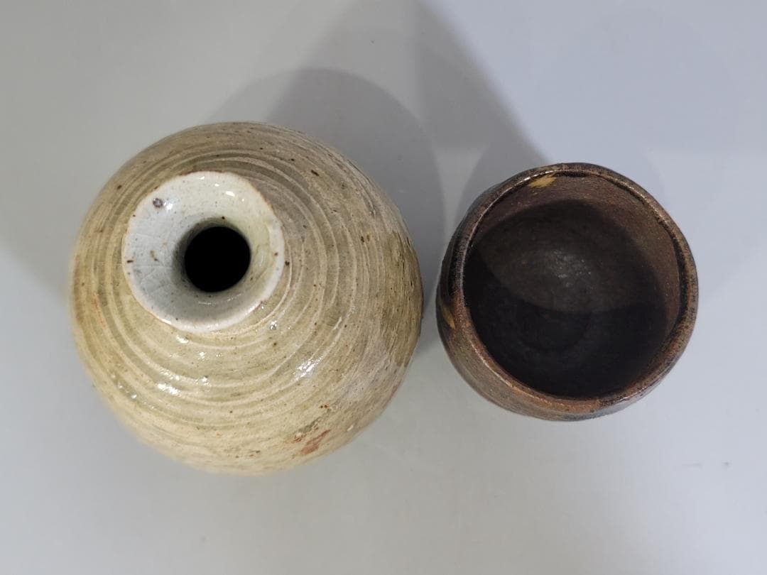 Tamura Koichi Tetsue Sake Set of Two, Tokkuri Flask and Guinomi Cup, Living National Treasure