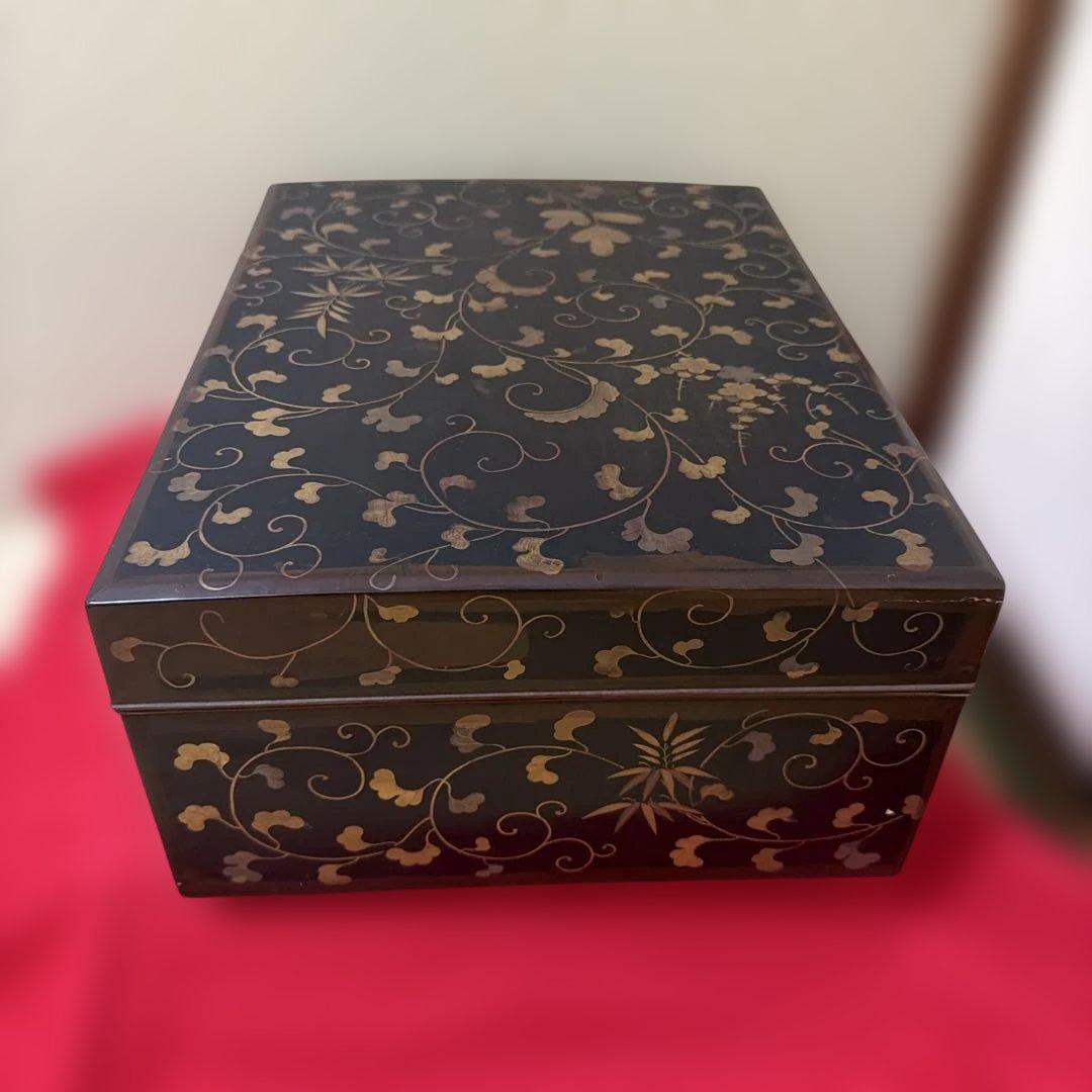 Japanese Writing Box Fumibako Two-Tier Maki-e Lacquer Gold Karakusa Design