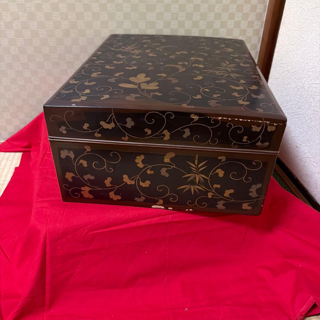 Japanese Writing Box Fumibako Two-Tier Maki-e Lacquer Gold Karakusa Design