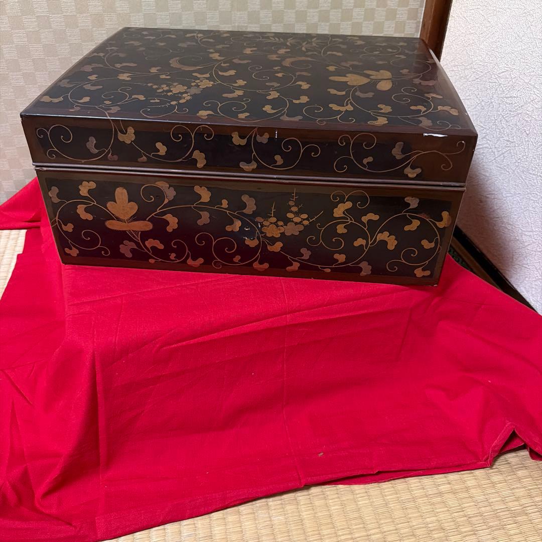 Japanese Writing Box Fumibako Two-Tier Maki-e Lacquer Gold Karakusa Design