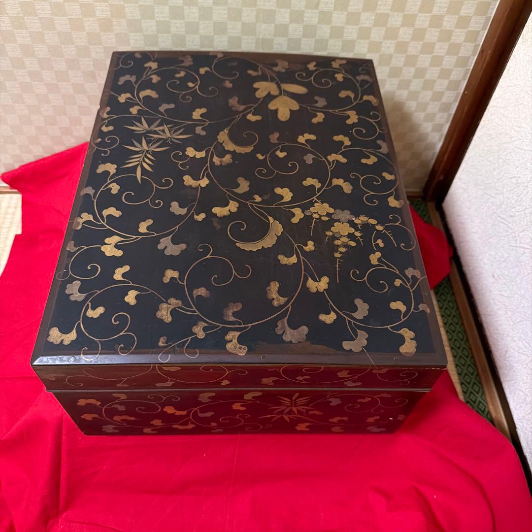 Japanese Writing Box Fumibako Two-Tier Maki-e Lacquer Gold Karakusa Design