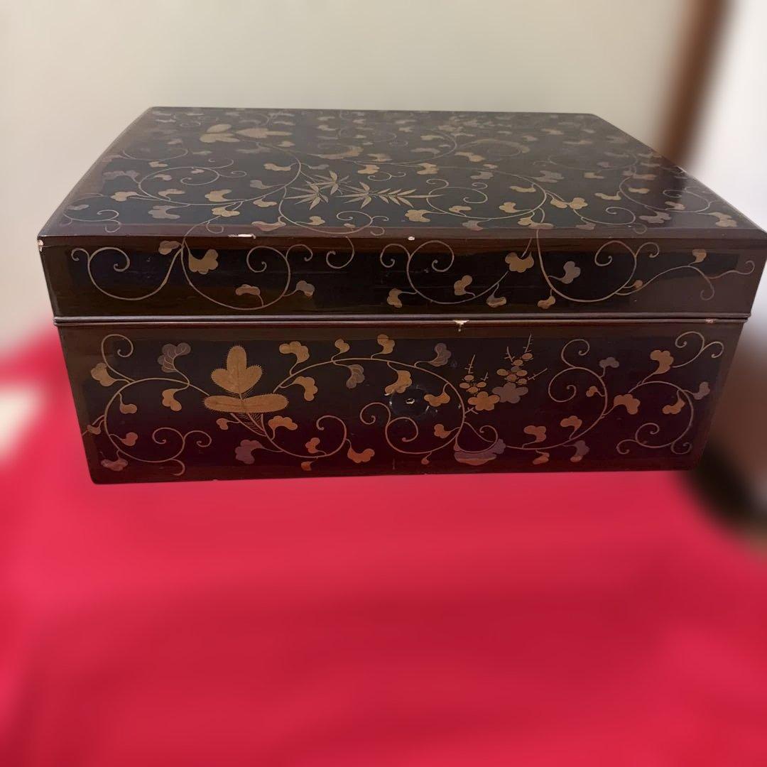 Japanese Writing Box Fumibako Two-Tier Maki-e Lacquer Gold Karakusa Design
