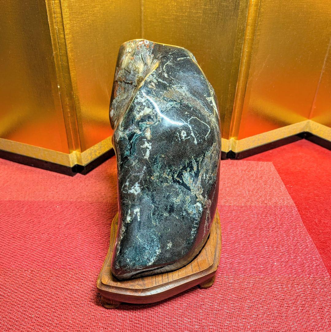 Kikkaseki Chrysanthemum Stone from Neodani Gifu Suiseki Viewing Stone on Keyaki Stand