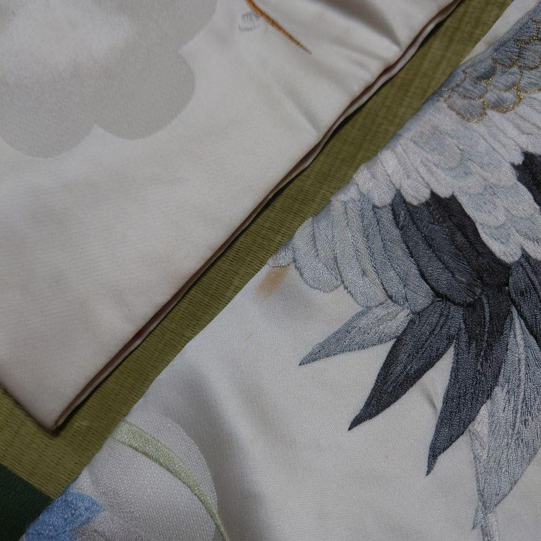 Uchikake Wedding Kimono Silk with Embroidery and Woven Design Showa Antique