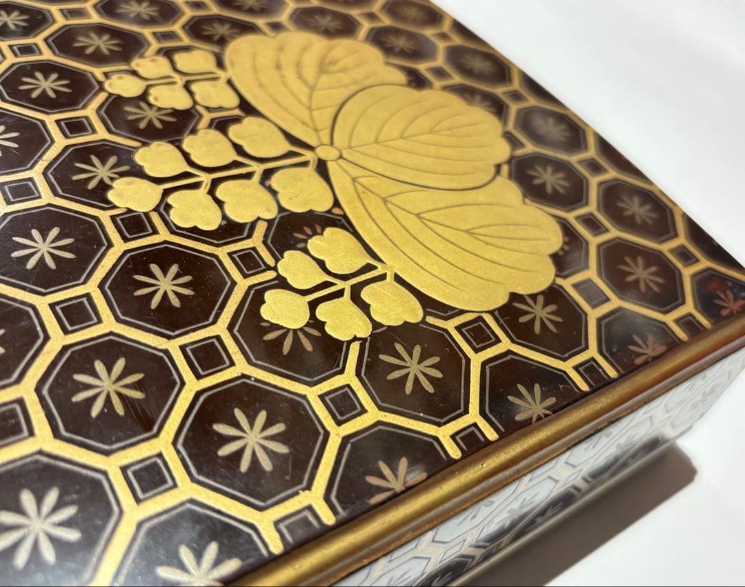 Ofumi Box Urushi Lacquer Gold Maki-e, Edo Period, Jodo Shinshu Buddhism, Approx. 30.5 x 16 x 6.5 cm