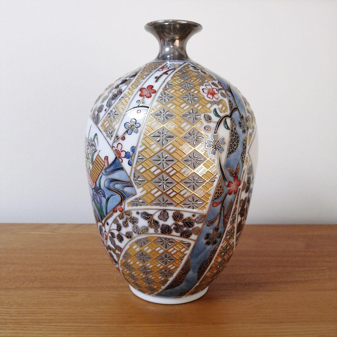 Yamamoto Ichiyo Pure Platinum Rimpa-Style Iris Vase with Signed Wooden Box