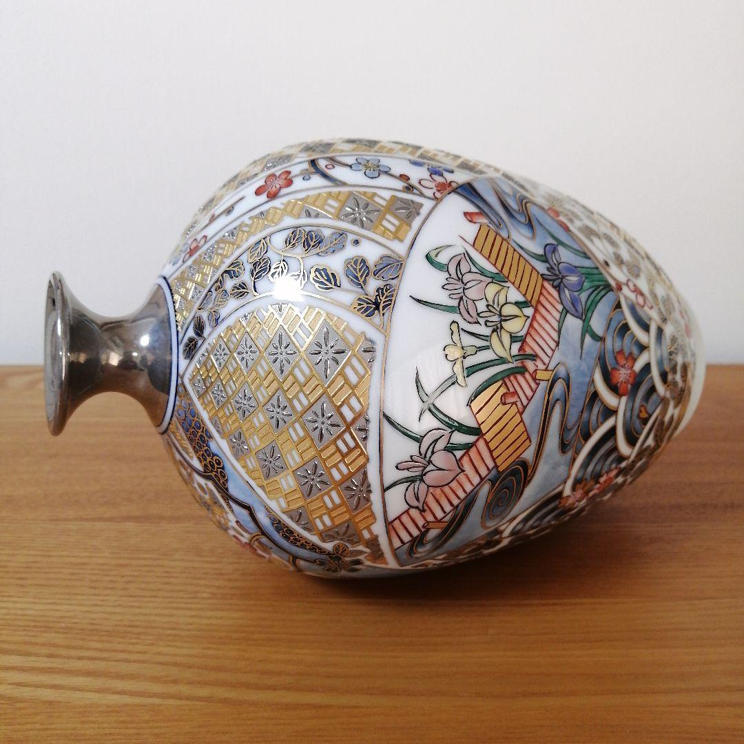 Yamamoto Ichiyo Pure Platinum Rimpa-Style Iris Vase with Signed Wooden Box