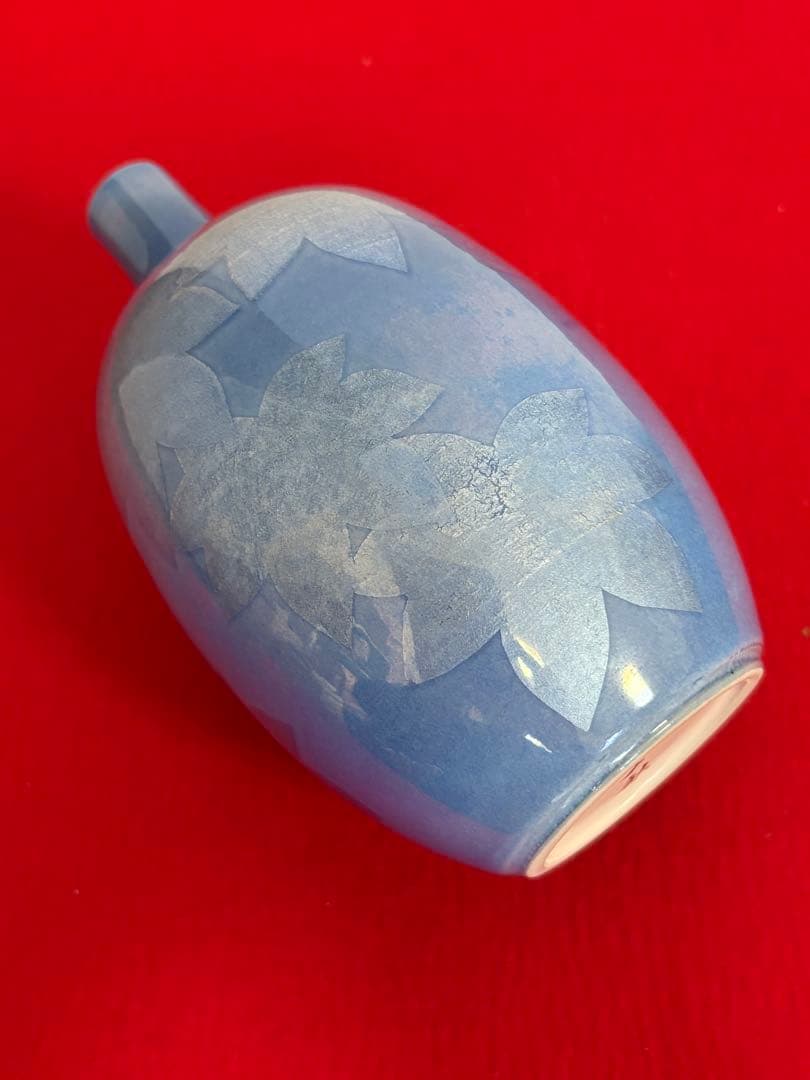 Nakata Kazuo Kutani Silver-Leaf Underglaze Pale-Blue Vase, Living National Treasure