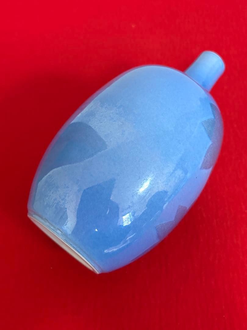 Nakata Kazuo Kutani Silver-Leaf Underglaze Pale-Blue Vase, Living National Treasure