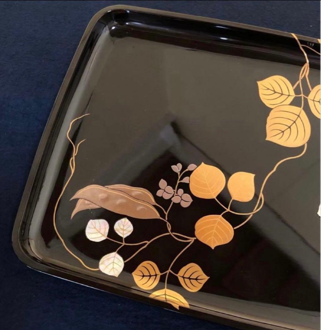 Suzuki Hyosaku Gift Tray Maki-e Raden Lacquer Wood with Bean Design, Tomobako, Approx. 22 cm x 29 cm