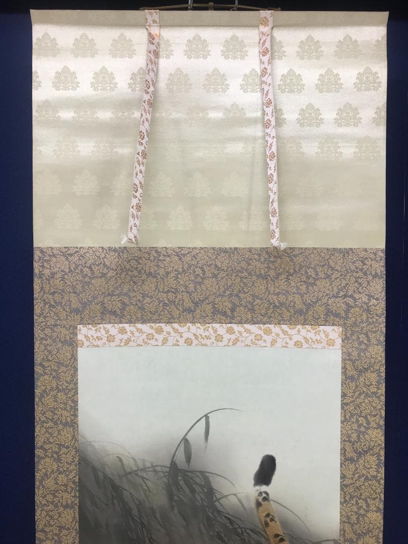 Juseki Hanging Scroll Fierce Tiger, Hand-Painted on Silk, Paulownia Box, 188 cm x 59 cm