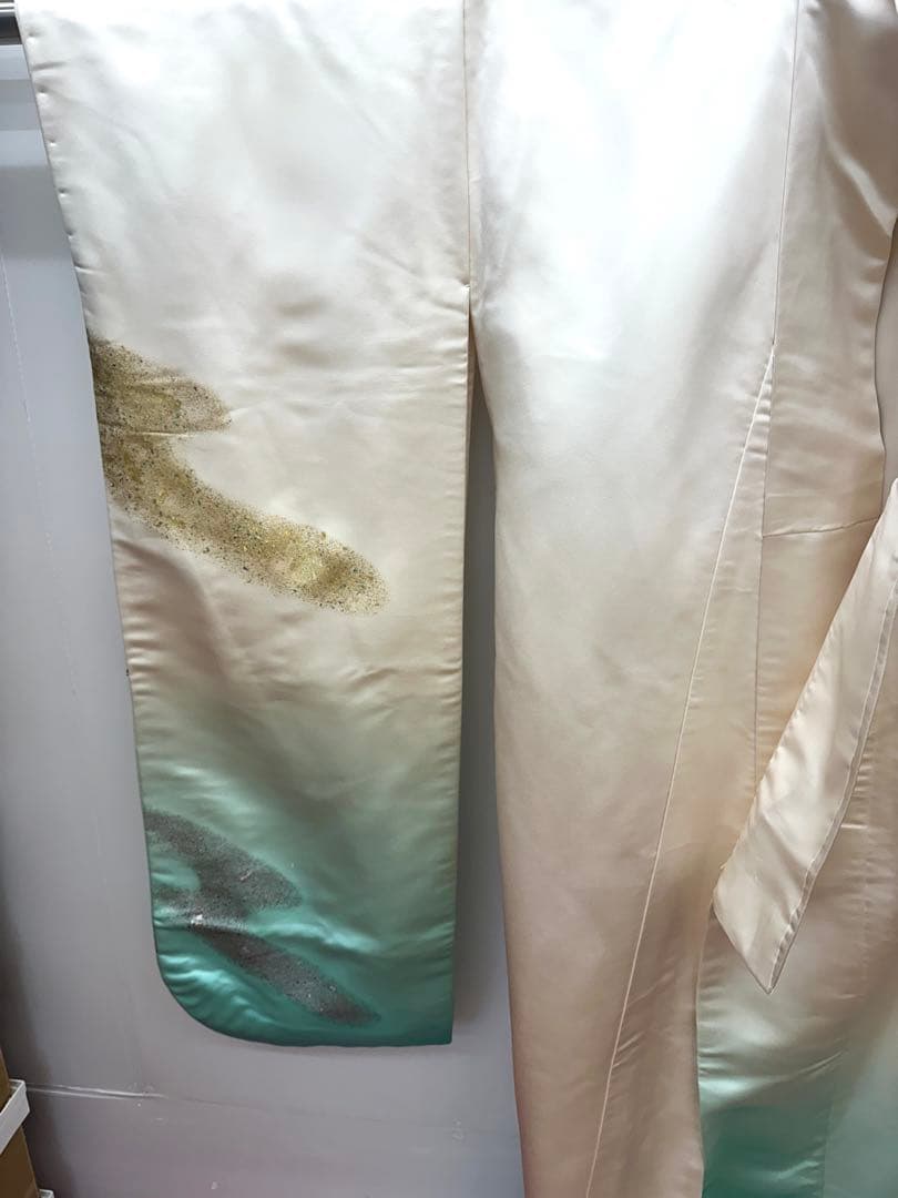 Vintage Silk Uchikake Wedding Kimono, White and Green, Simple Design