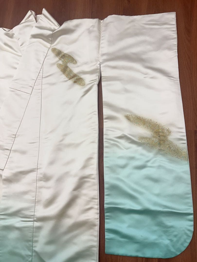 Vintage Silk Uchikake Wedding Kimono, White and Green, Simple Design