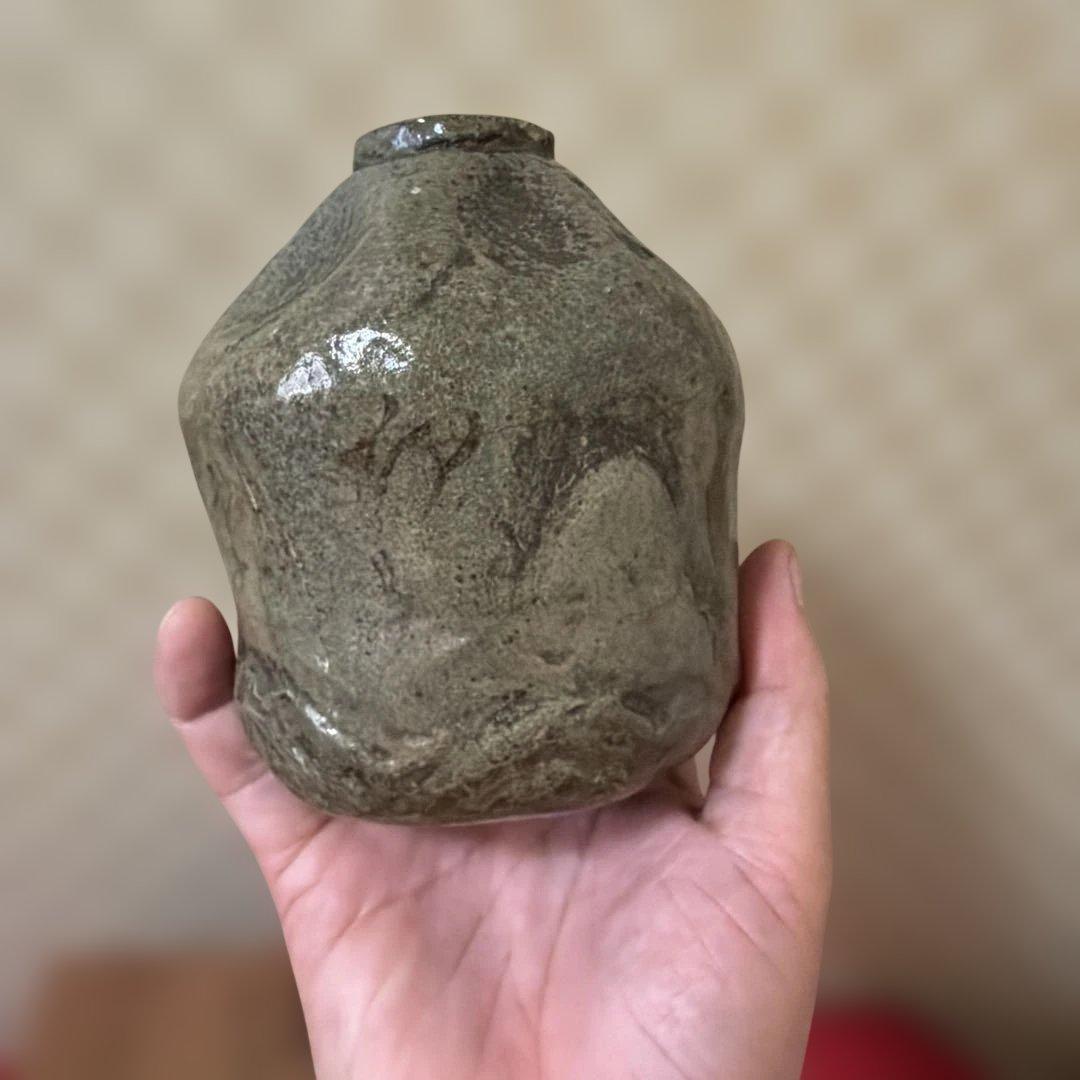 Bunka 3 (1806) Inscribed Antique Hanging Flower Vase Uzukumaru Kakehanaire Ceramic with Tomobako