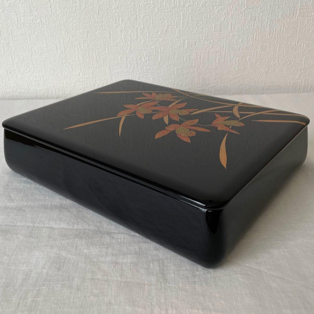Yamada Heiando Lacquer Document Box with Orchid Maki-e, Bunko Writing Case