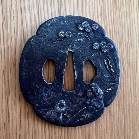 Antique Japanese Sword Tsuba Mokko-gata Iron Guard with Gold Inlay Figure