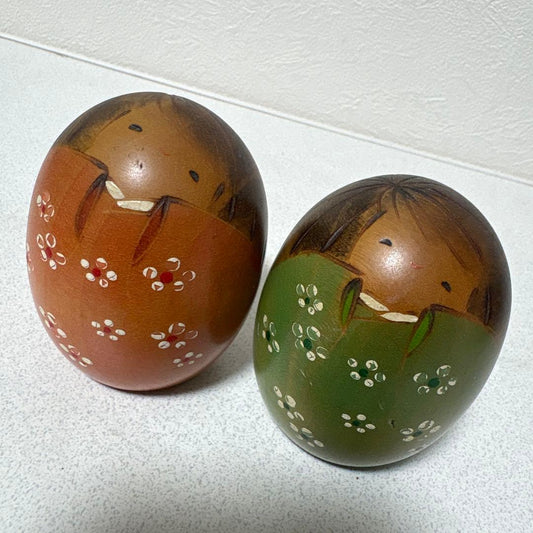 Usaburo Kokeshi Shiawase Happiness Doll Pair Red and Green Handmade Wooden