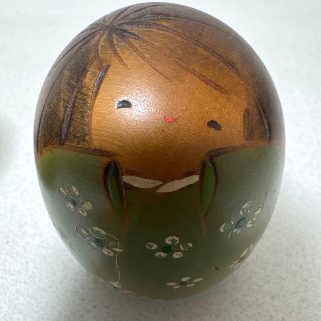 Usaburo Kokeshi Shiawase Happiness Doll Pair Red and Green Handmade Wooden