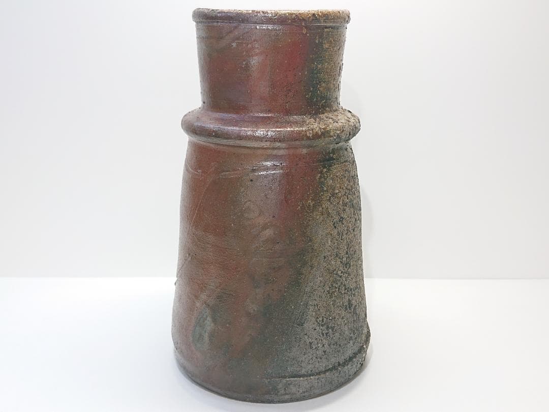 Ichino Shinsui Tamba Ware Kinuta Flower Vase Natural Ash Glaze, with Box