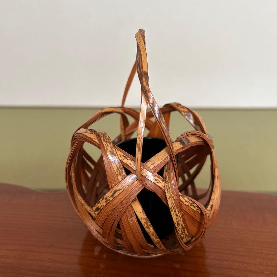 Japanese Woven Bamboo Flower Basket with Inner Vase for Ikebana Sencha