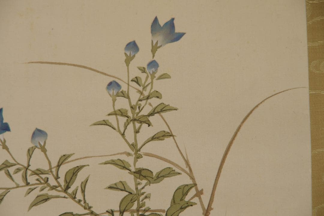 Ishikawa Yurin Hanging Scroll, Quails and Autumn Grasses, Silk, Signed Box, 136.5 x 55.8 cm