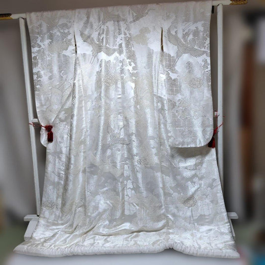 Shiro Uchikake Bridal Kimono Silk Full Sagara Embroidery White Wedding Robe