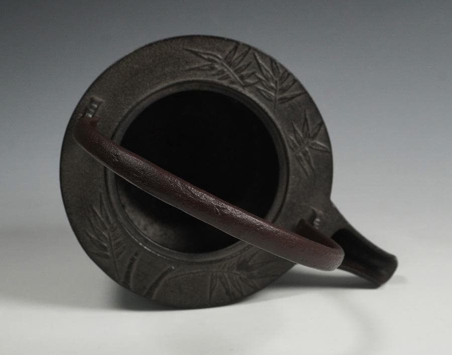 Takahashi Keiten Choshi Kettle, Bamboo Relief, Copper Lid, Boxed